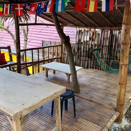 Auberge de jeunesse Lionfish Backpackers Malapascua (Adults Only) Extérieur photo