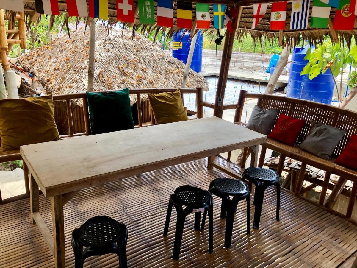 Auberge de jeunesse Lionfish Backpackers Malapascua (Adults Only) Extérieur photo